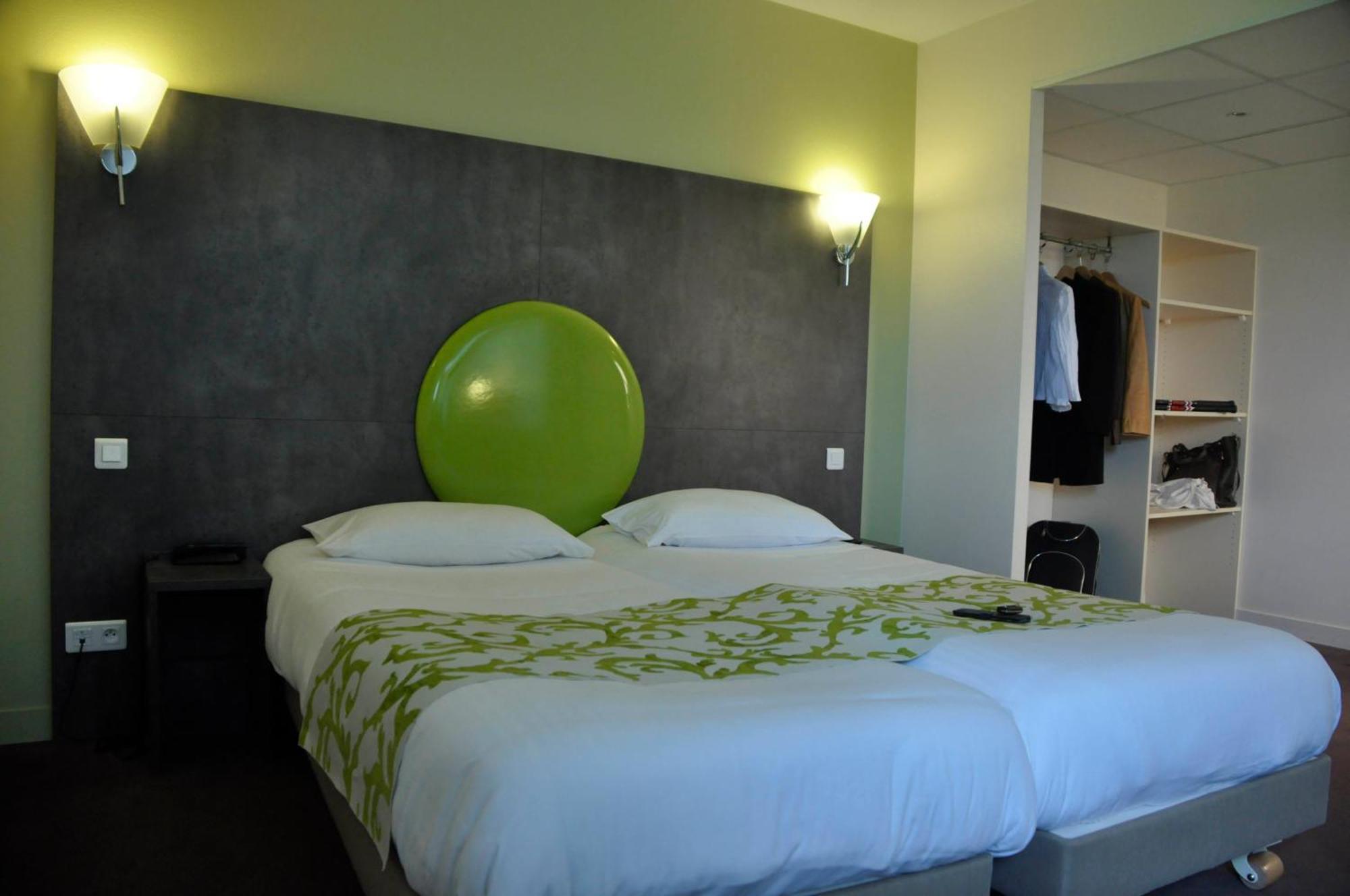 Brit Hotel Confort Alexia - La Souterraine Exterior foto