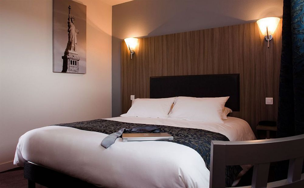 Brit Hotel Confort Alexia - La Souterraine Exterior foto